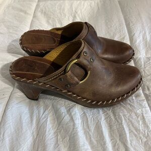 Frye Brown Leather Mules with Gold Buckle Women’s size 7.5.